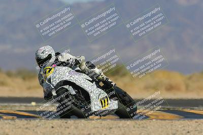 media/Mar-22-2025-CVMA (Sat) [[462c0ffedb]]/Race 13-Amateur Supersport Middleweight/